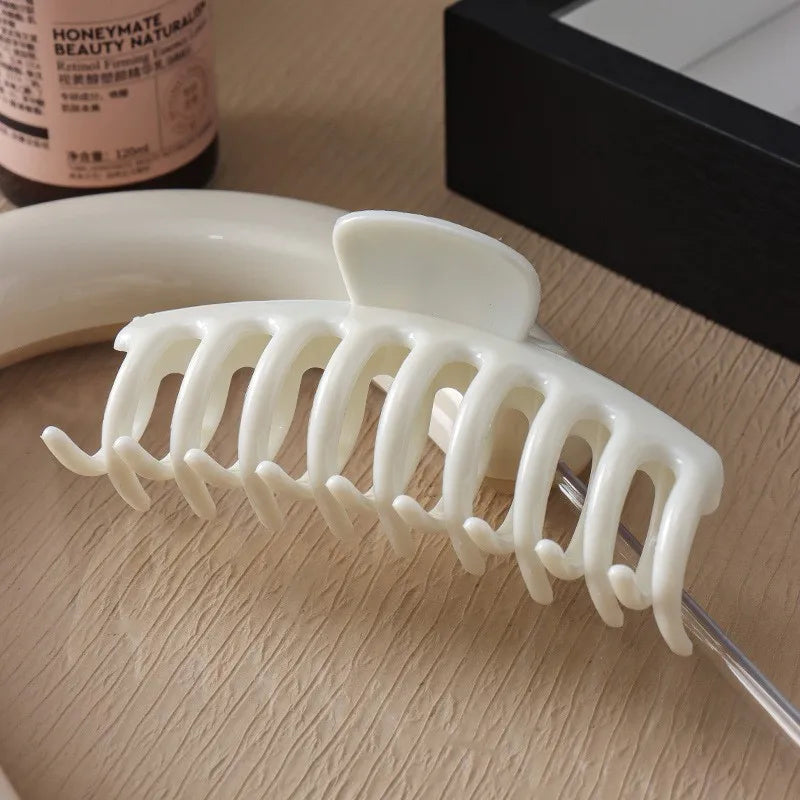 Pince à cheveux "NARI"